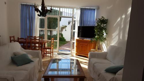 Hotel El Capistrano Sur 2*